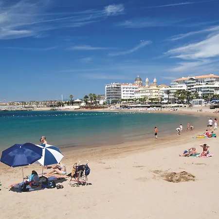 Pierre & La Promenade Des Bains 2* Saint-Raphaël