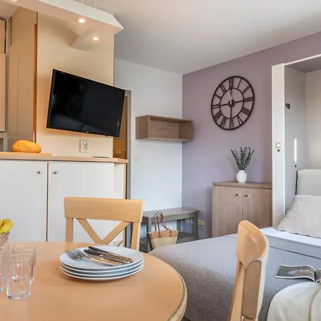 Apart Otel Pierre & La Promenade Des Bains