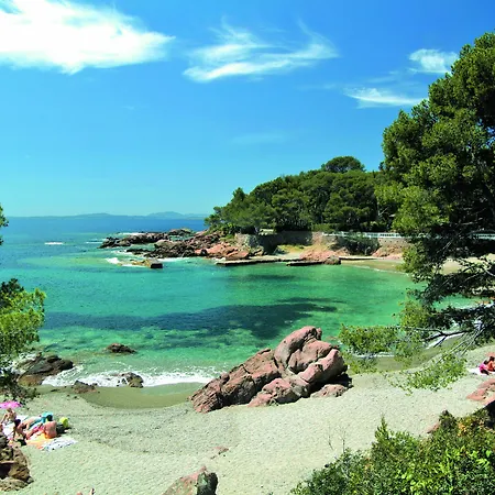 Pierre & La Promenade Des Bains 아파트호텔