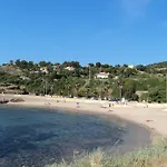 Ξενοδοχείο με διαμερίσματα Pierre & La Promenade Des Bains