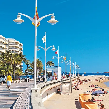 Pierre & La Promenade Des Bains Saint-Raphaël