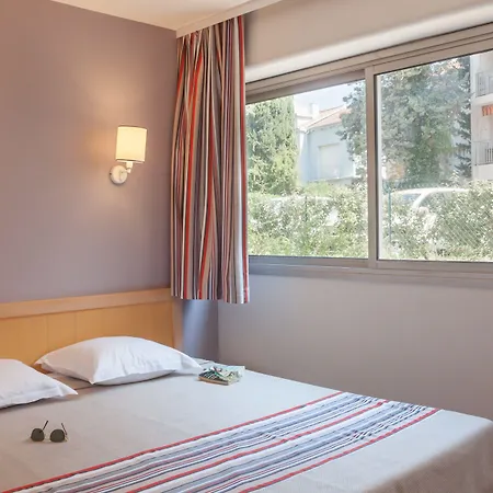 Aparthotel Pierre & La Promenade Des Bains