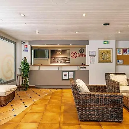 Aparthotel Pierre & La Promenade Des Bains 2*