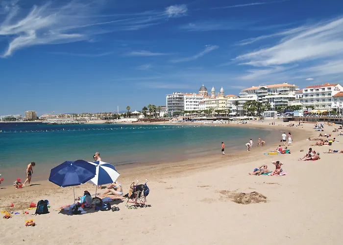 Pierre & La Promenade Des Bains 2* Saint-Raphael (Var)