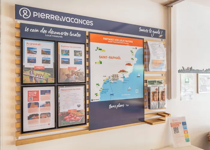 Aparthotel Pierre & La Promenade Des Bains Saint-Raphael (Var)